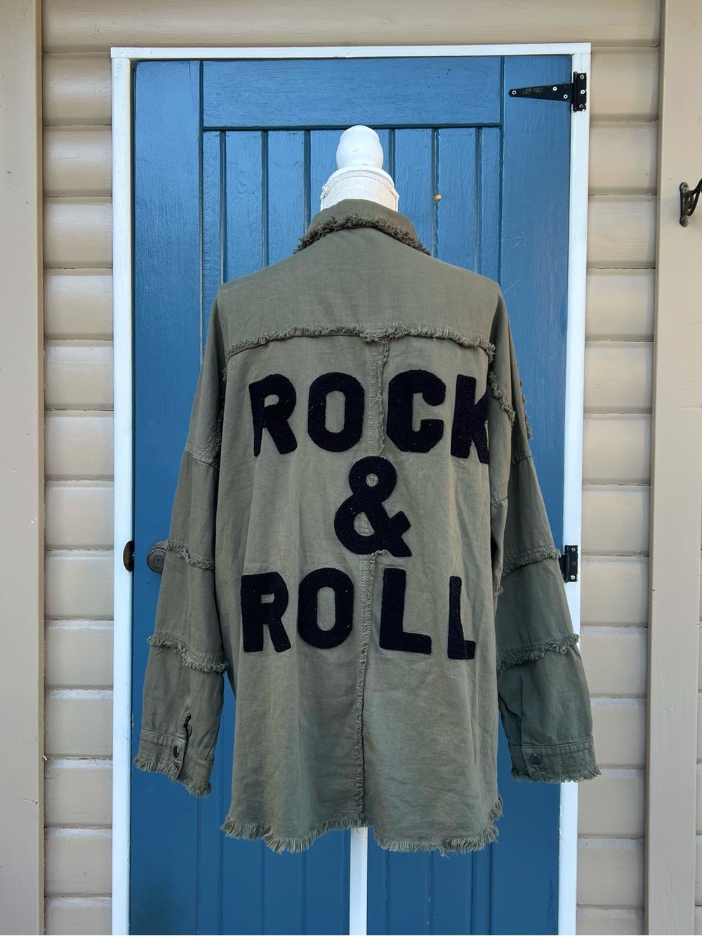Elan -Rock And Roll - camo- fringe jacket Women’s Size -Medium
